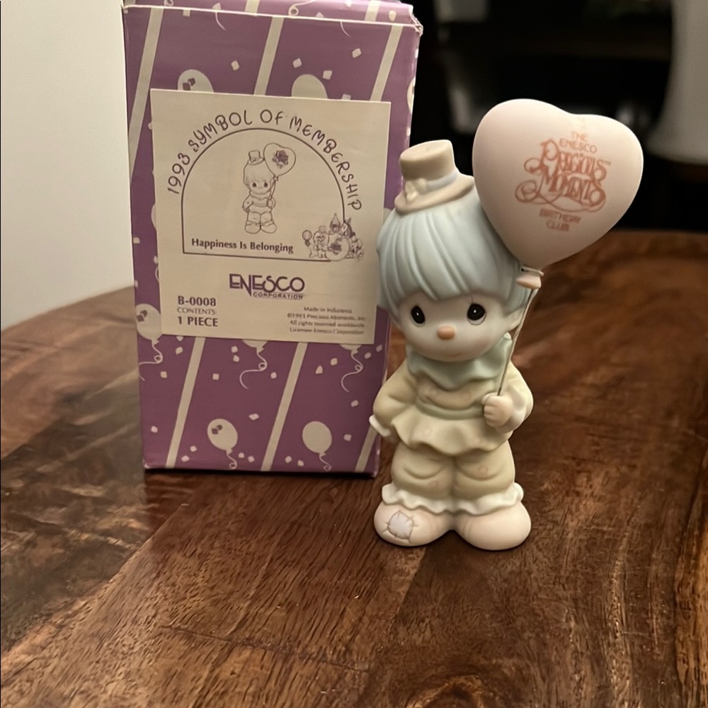 Enesco Precious Moments Figurine - Happiness Is Belonging